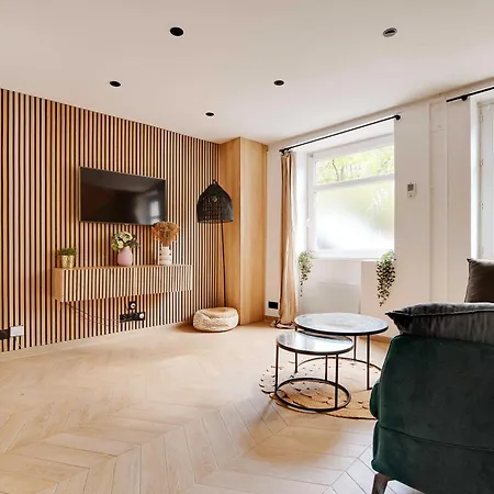 Eclectic - 2br-6p - Pl Republique Apartment